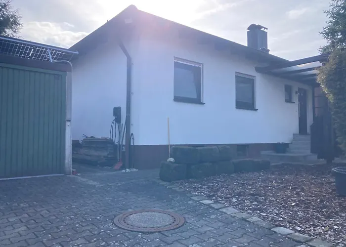Ruhiges Gaestezimmer Mit King-size-bett *