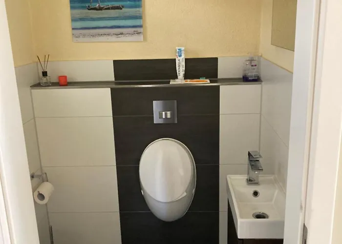 Ruhiges Gaestezimmer Mit King-size-bett * Wendelstein