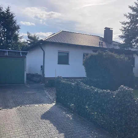 Kwatera prywatna Ruhiges Gaestezimmer Mit King-size-bett Wendelstein